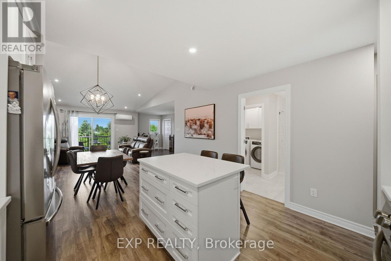 #203 225 SPENCE AVENUE - 13