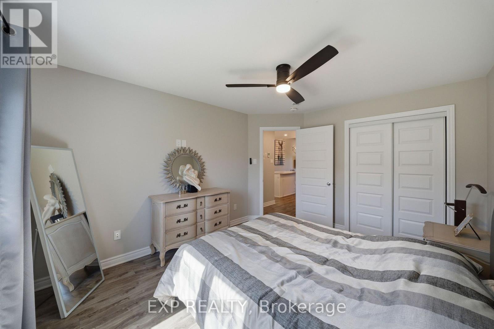 #203 225 SPENCE AVENUE - 22