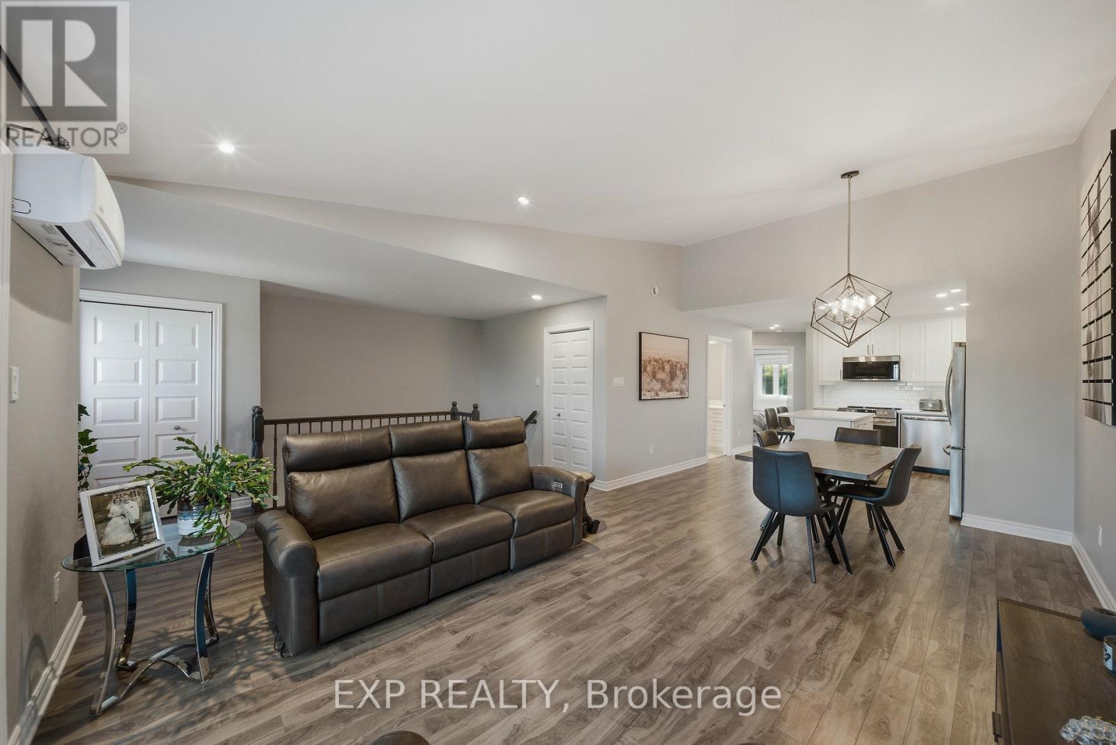 #203 225 SPENCE AVENUE - 8