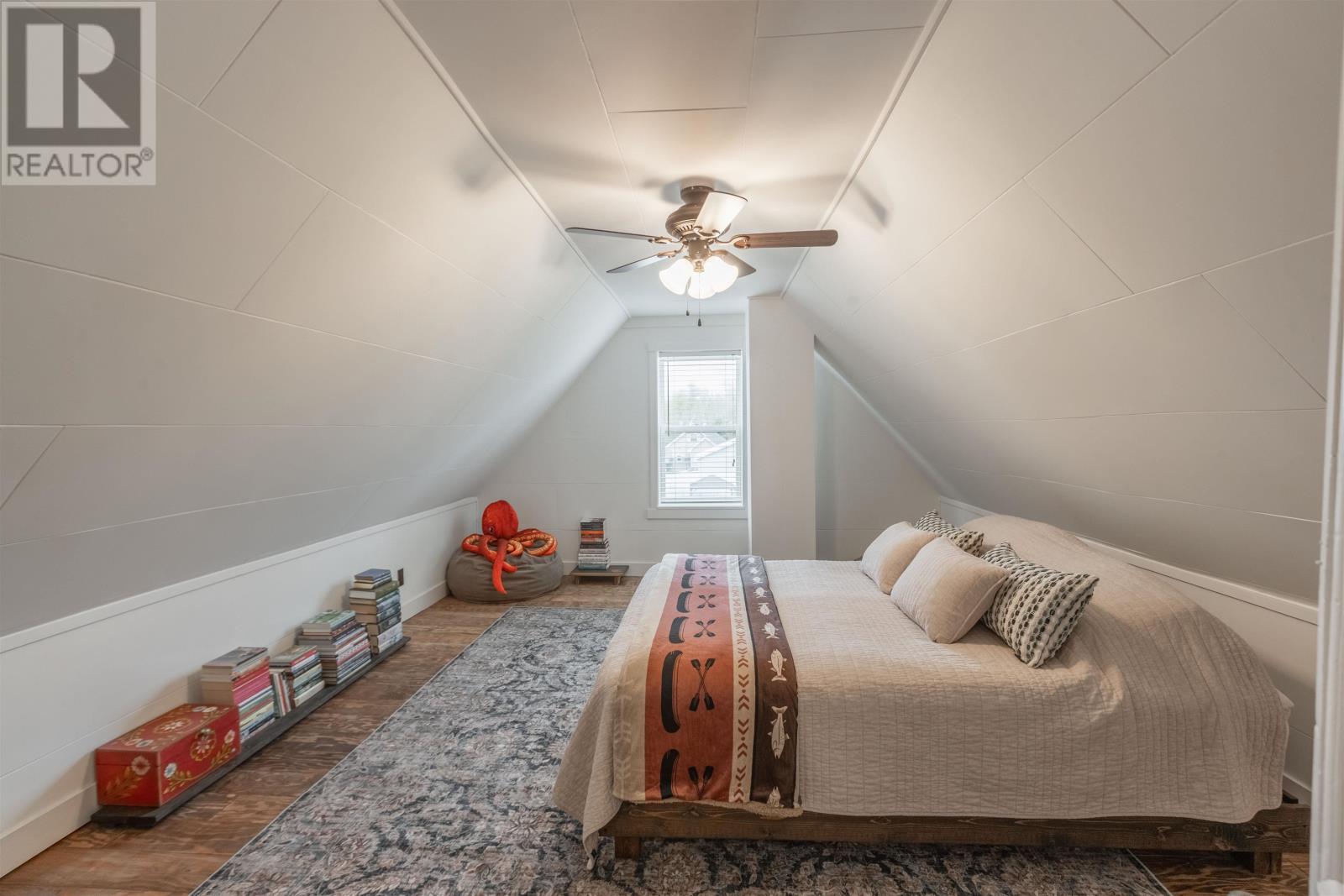 2404 Primrose Road - 31