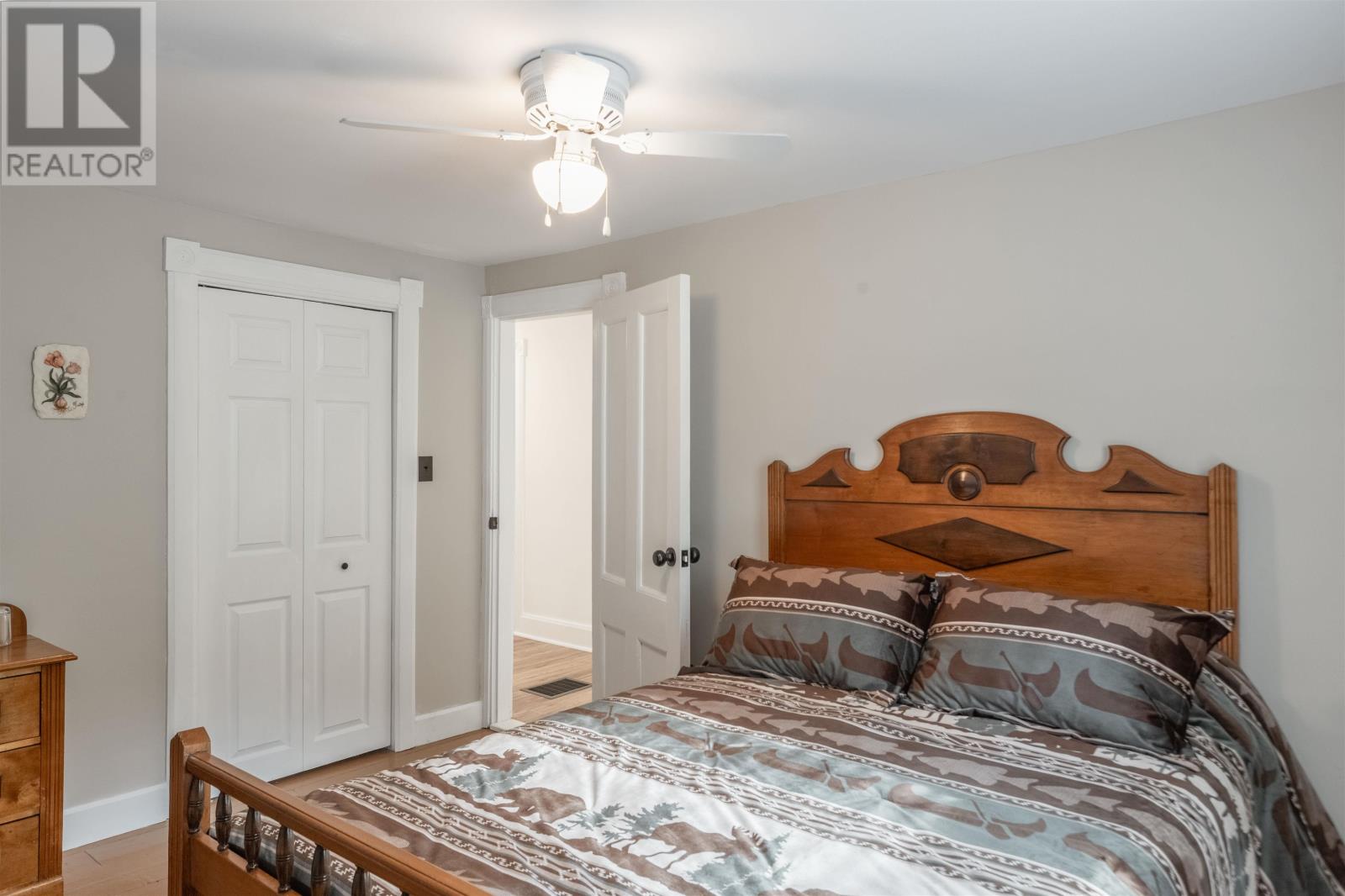 2404 Primrose Road - 34
