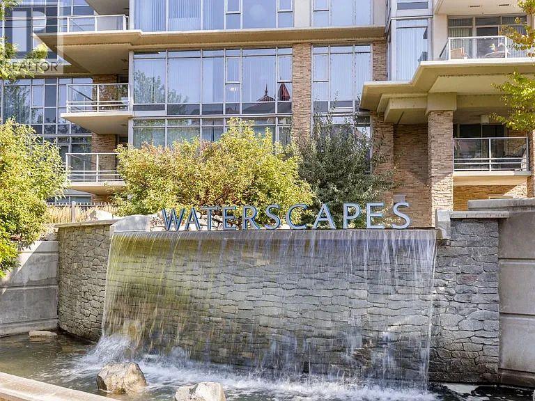 401 1075 Sunset Drive, Kelowna