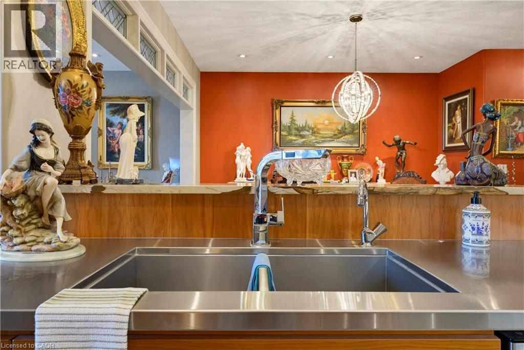 123 OAK PARK Drive - 13