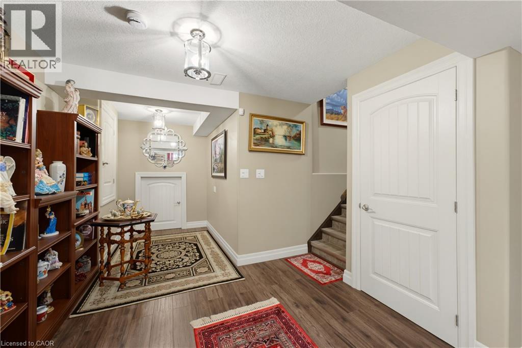 123 OAK PARK Drive - 31