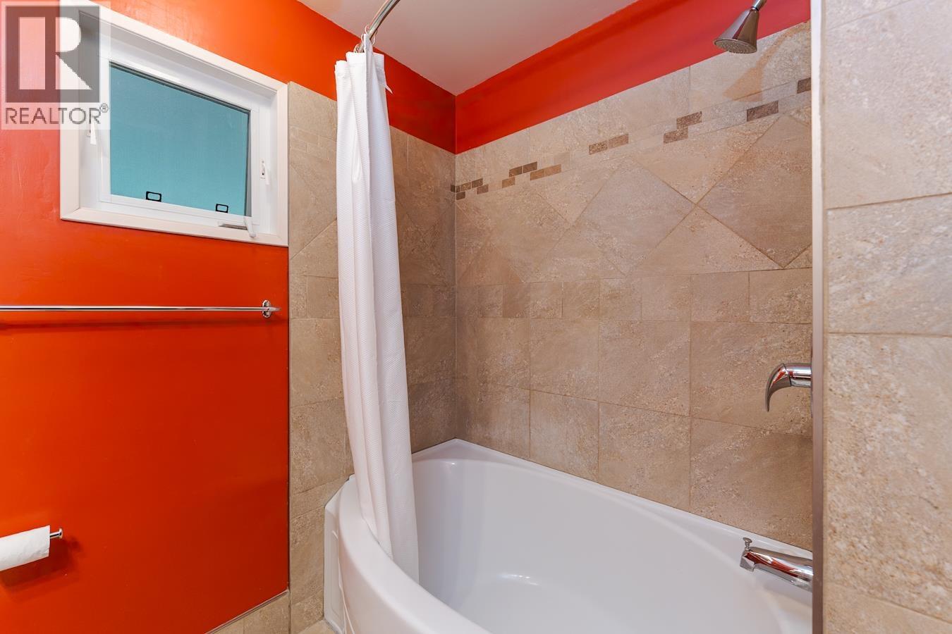7411 TOOMBS DRIVE - 12