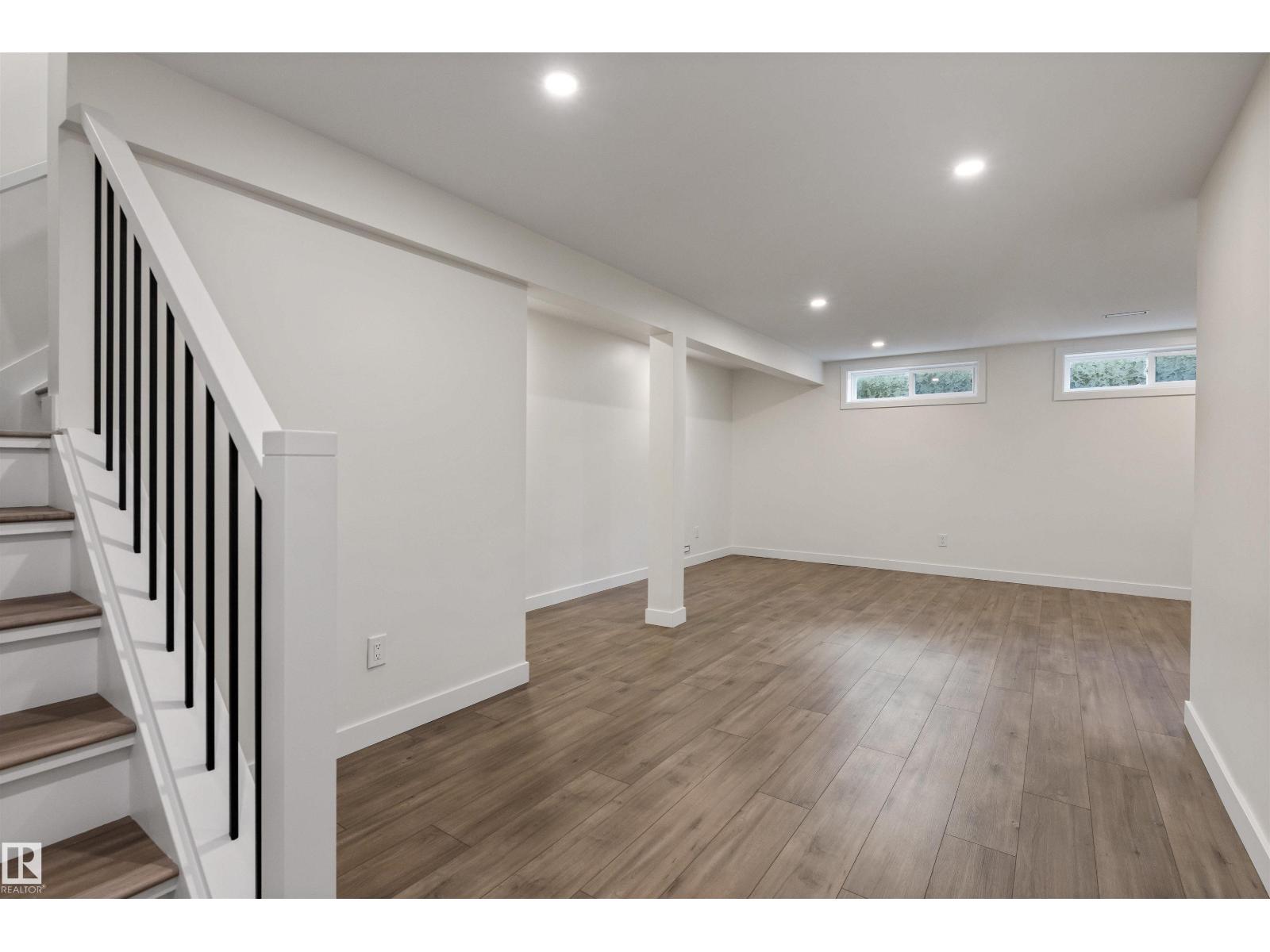 98 LANGHOLM DR — photo 30