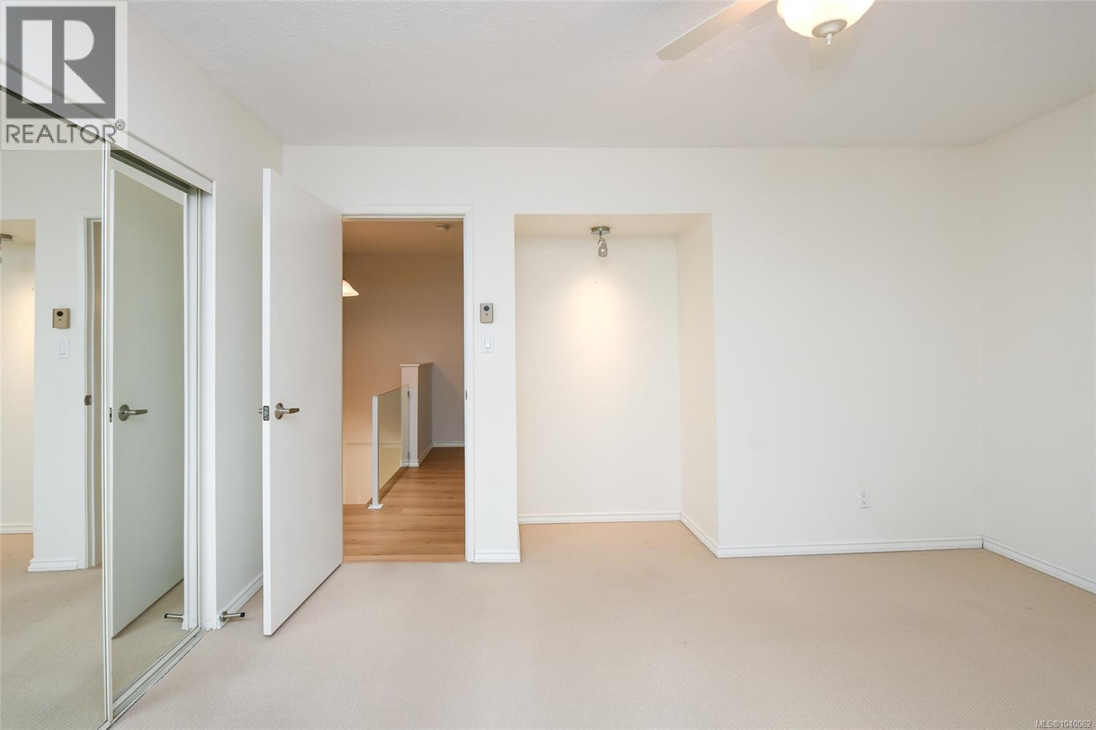 #305 1537 Noel Ave - 31
