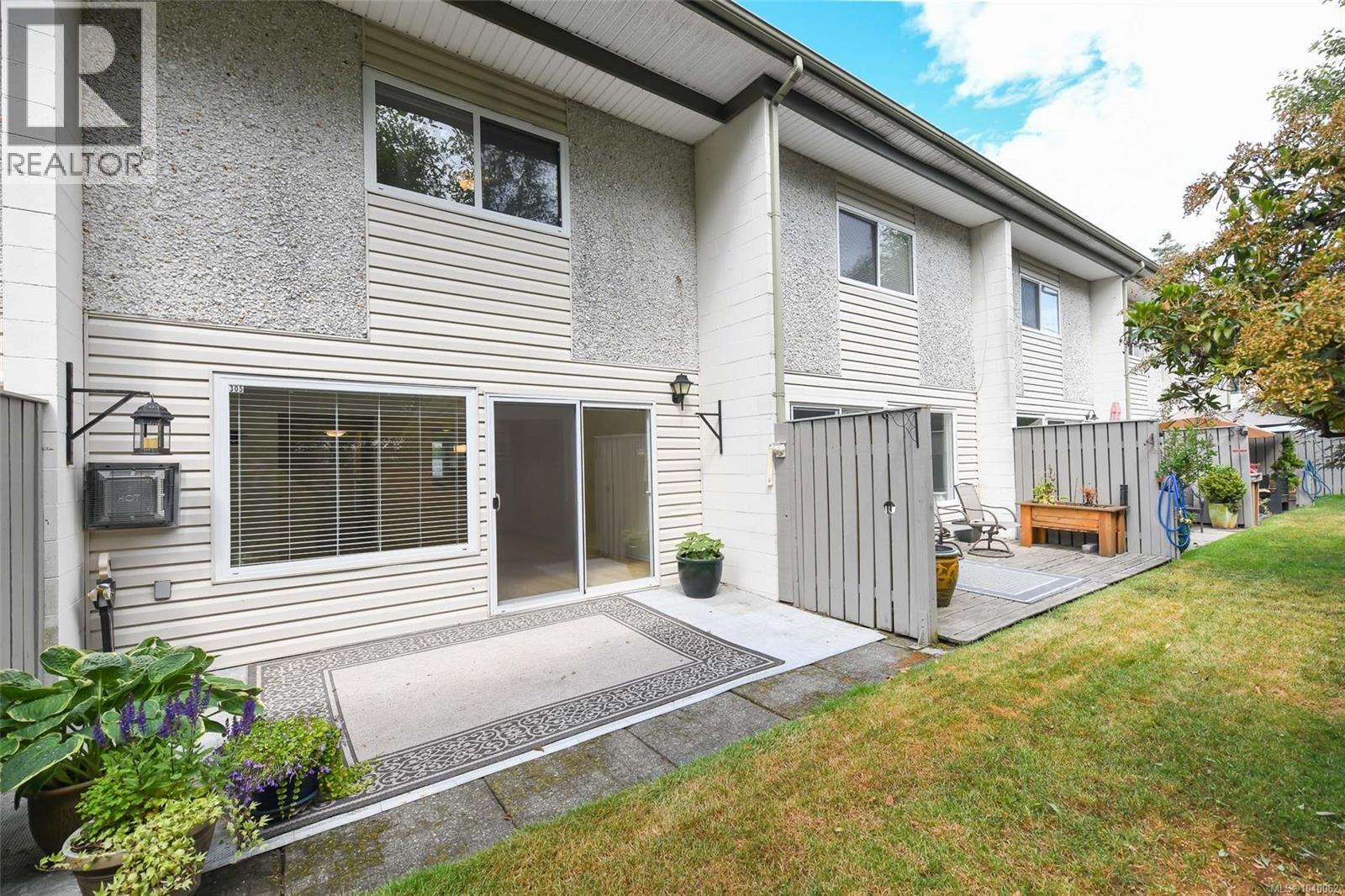 #305 1537 Noel Ave - 22