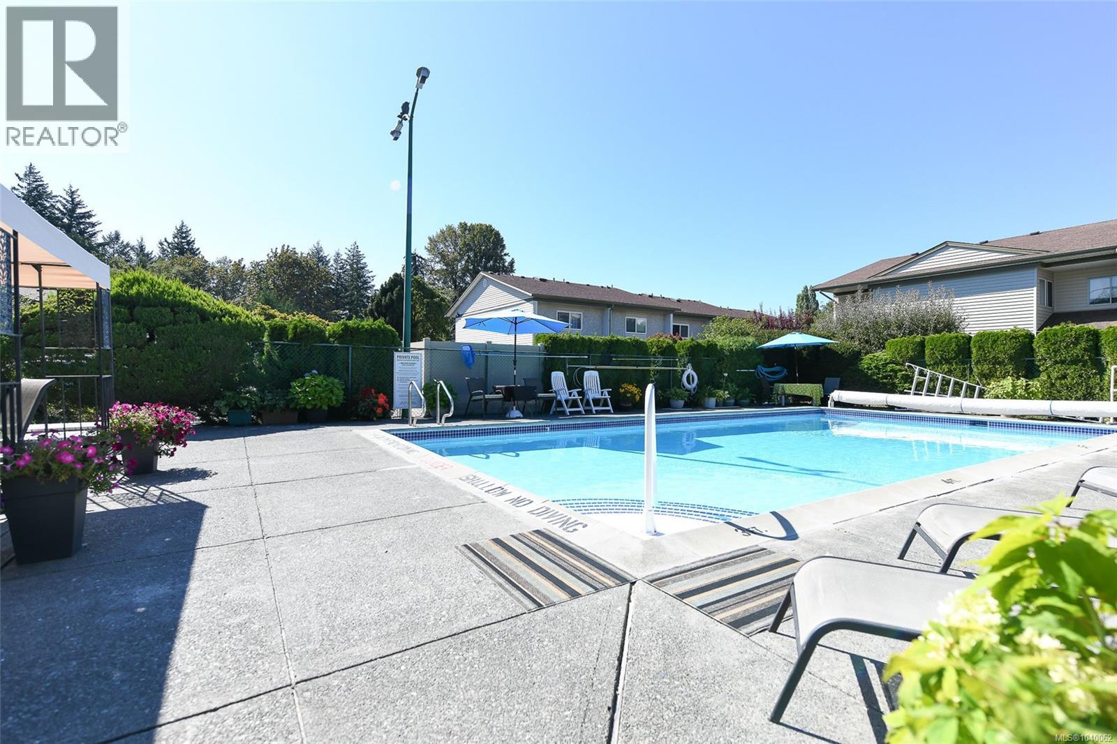 #305 1537 Noel Ave - 41