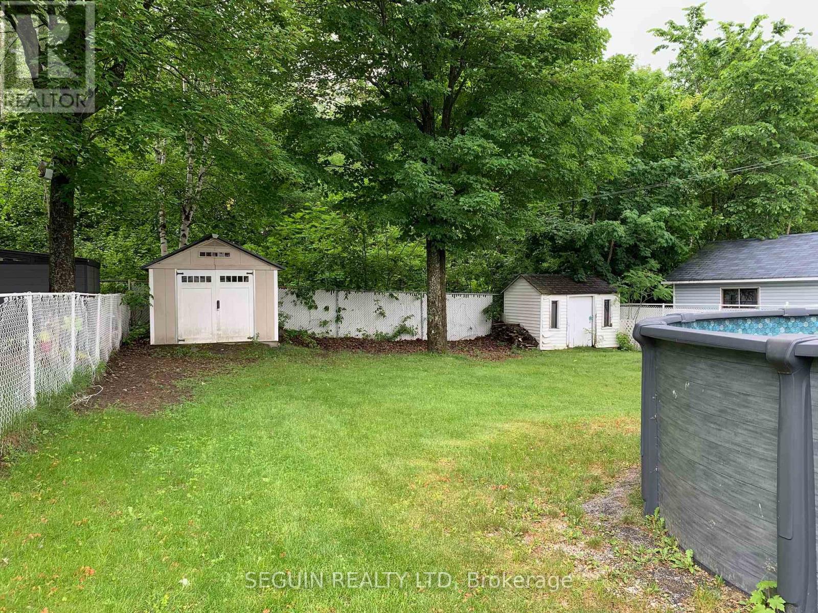 650 BERTHIAUME STREET - 2