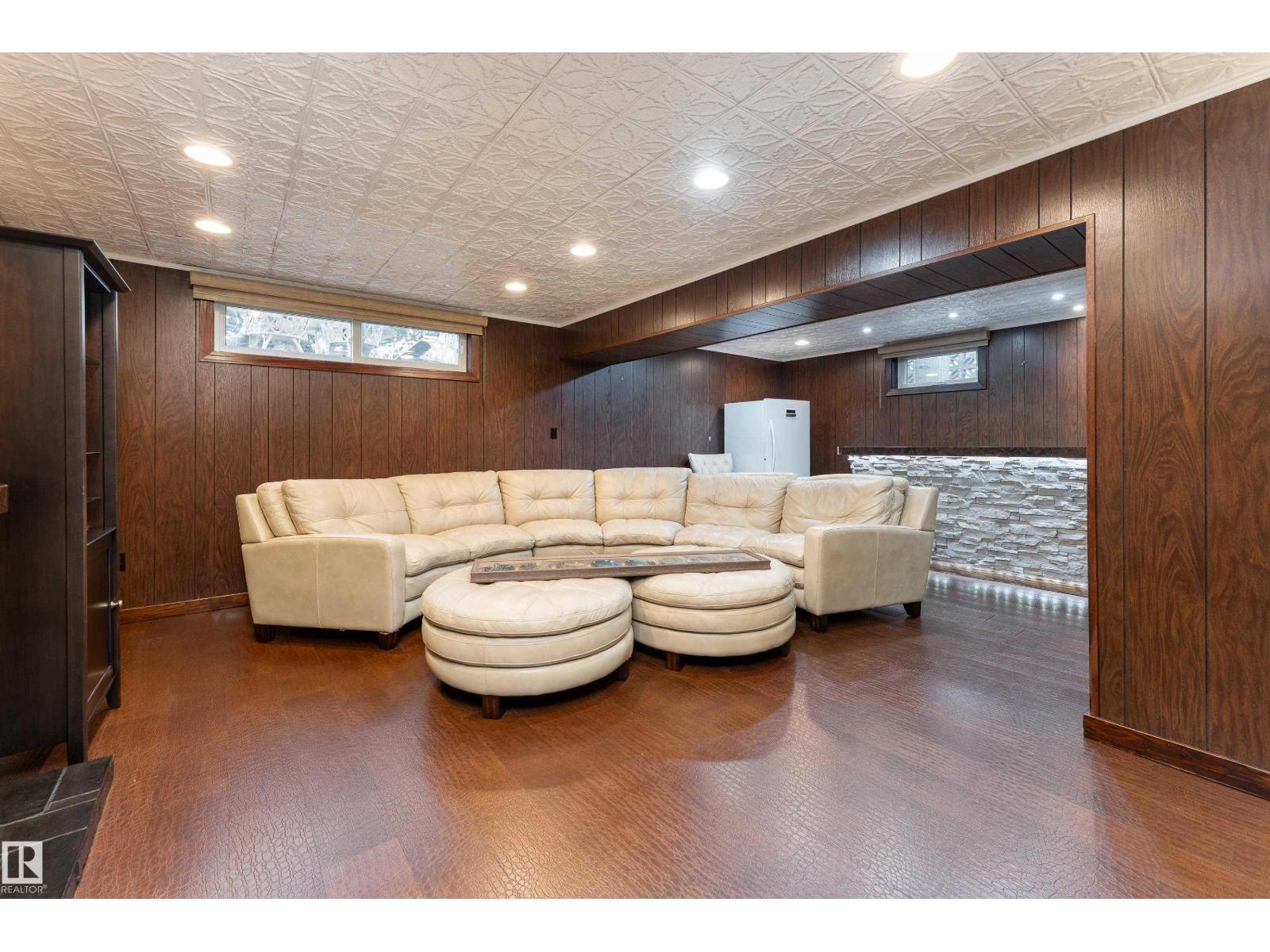 7802 132A AV NW — photo 37