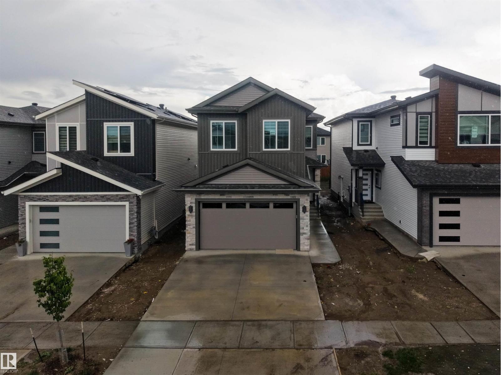 3512 45 AV NW - photo 2