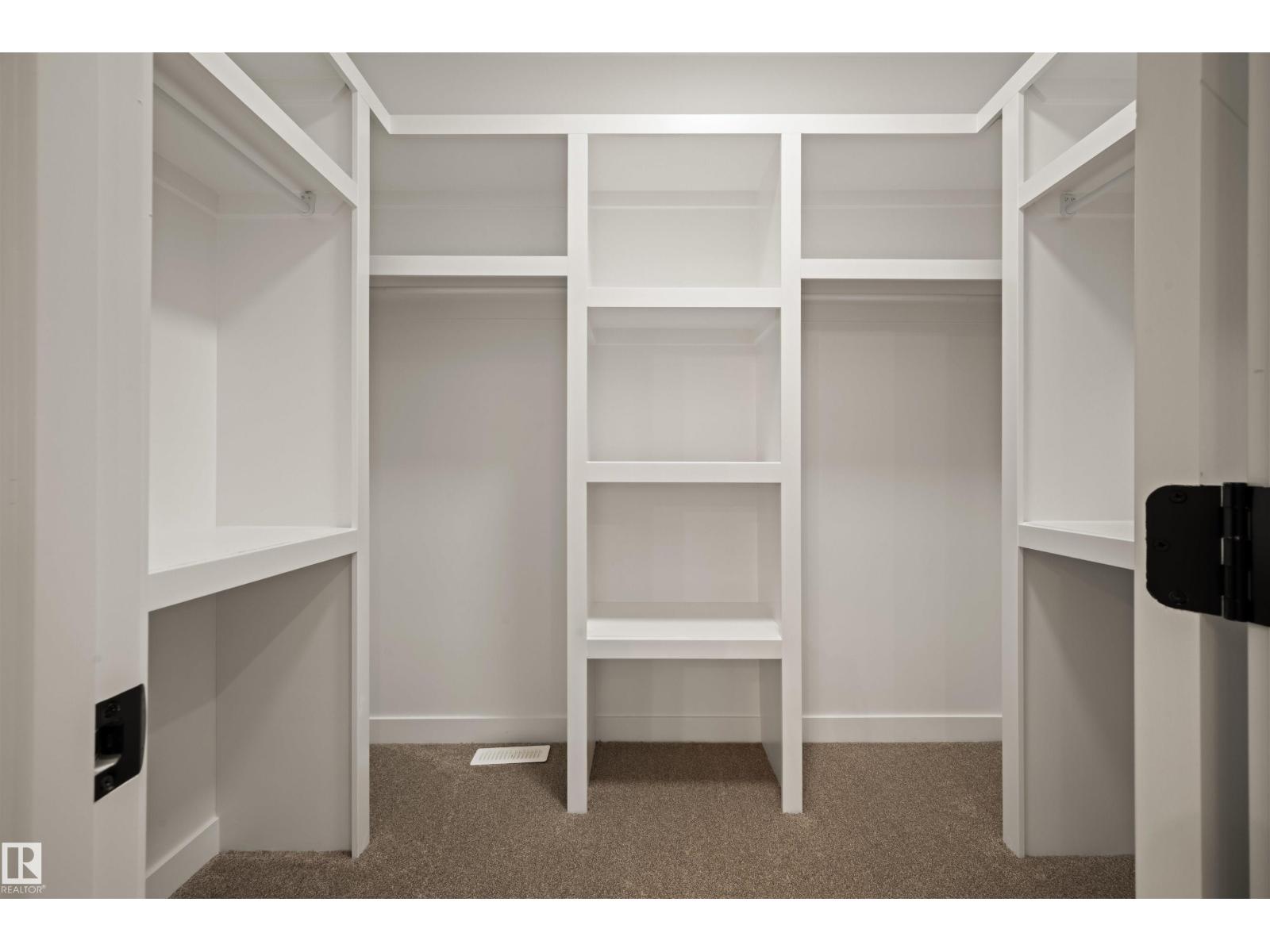 3512 45 AV NW - 36