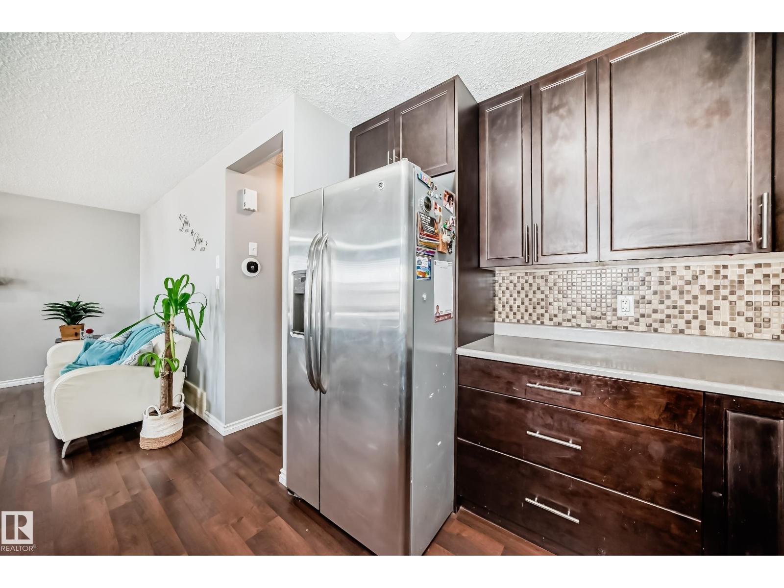 3734 9 ST NW - 11