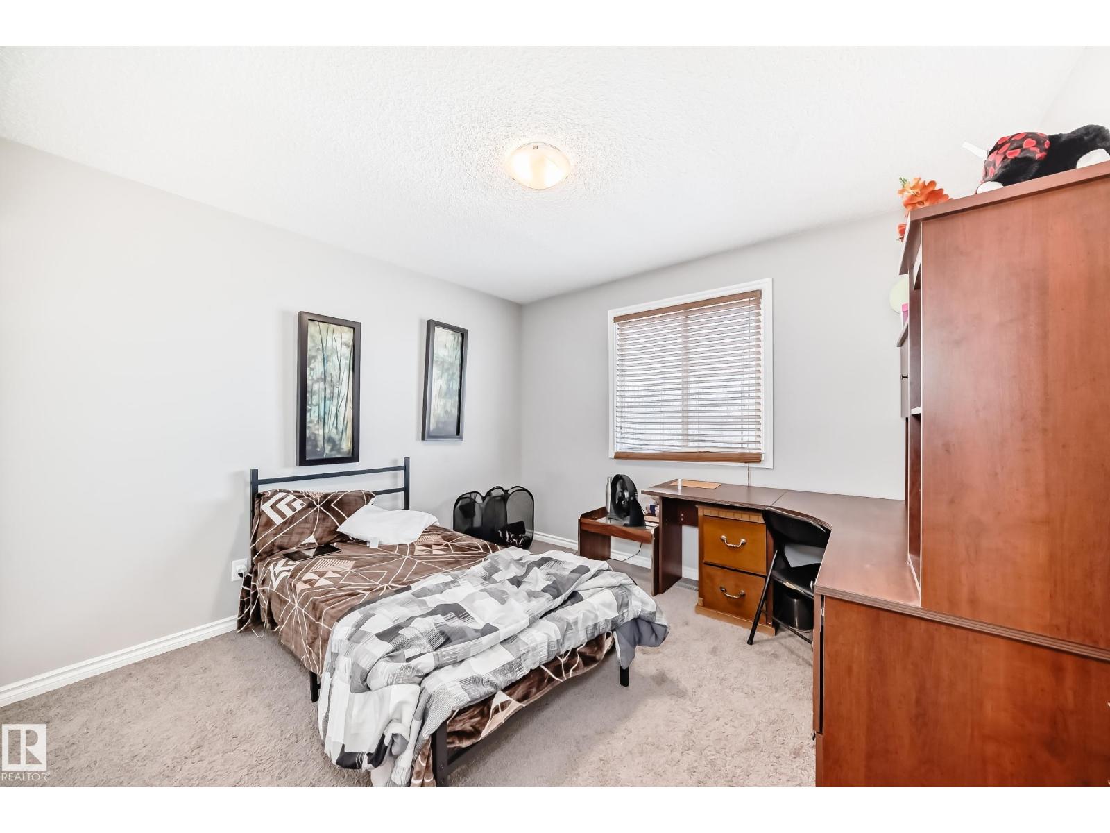 3734 9 ST NW - 23