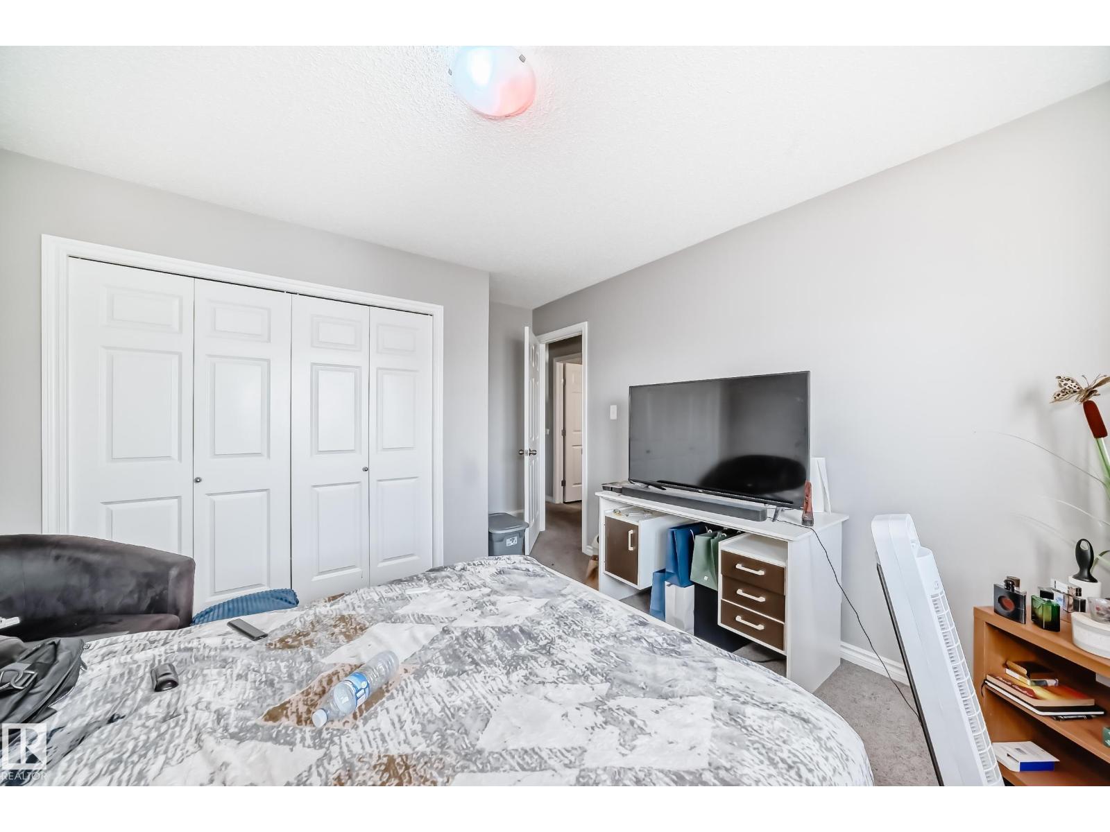 3734 9 ST NW - 26
