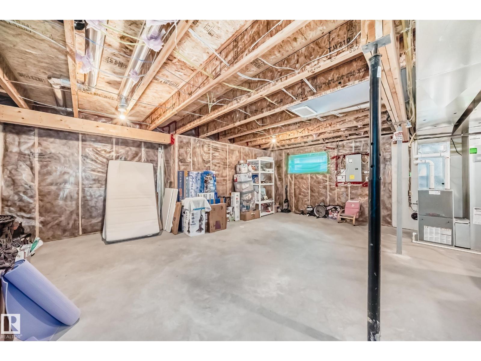 3734 9 ST NW - 31