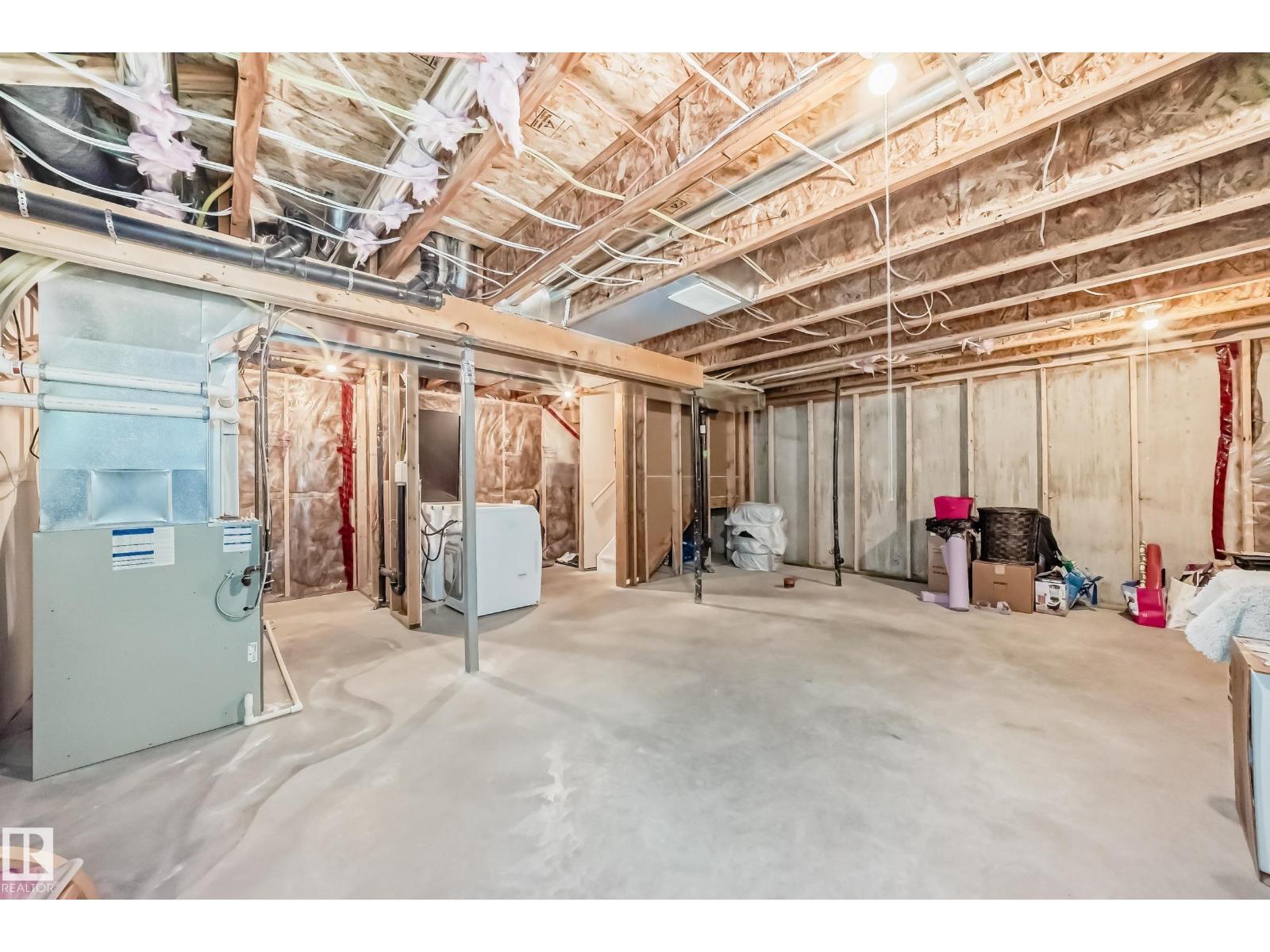3734 9 ST NW - 33