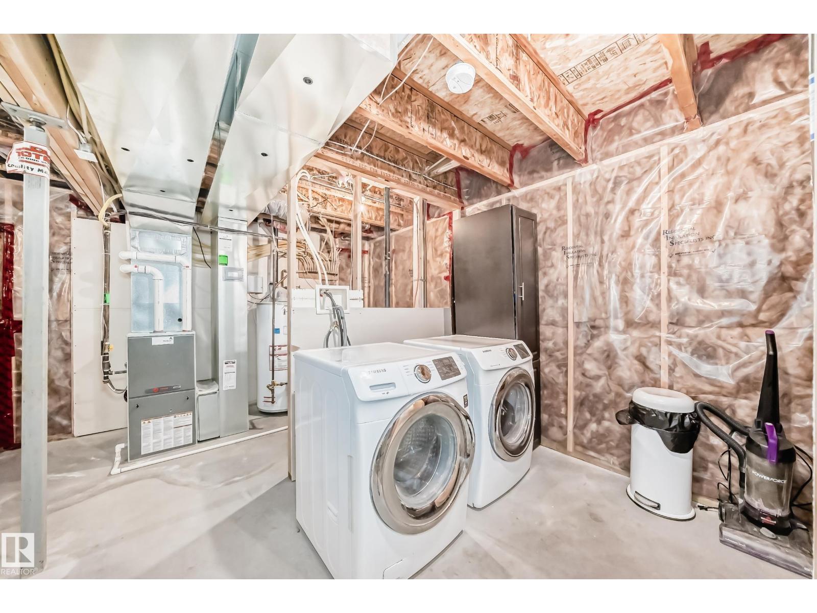 3734 9 ST NW - 35