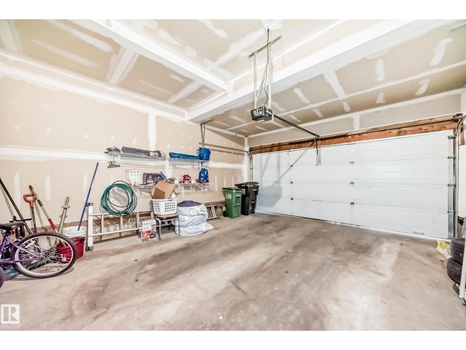 3734 9 ST NW - 36