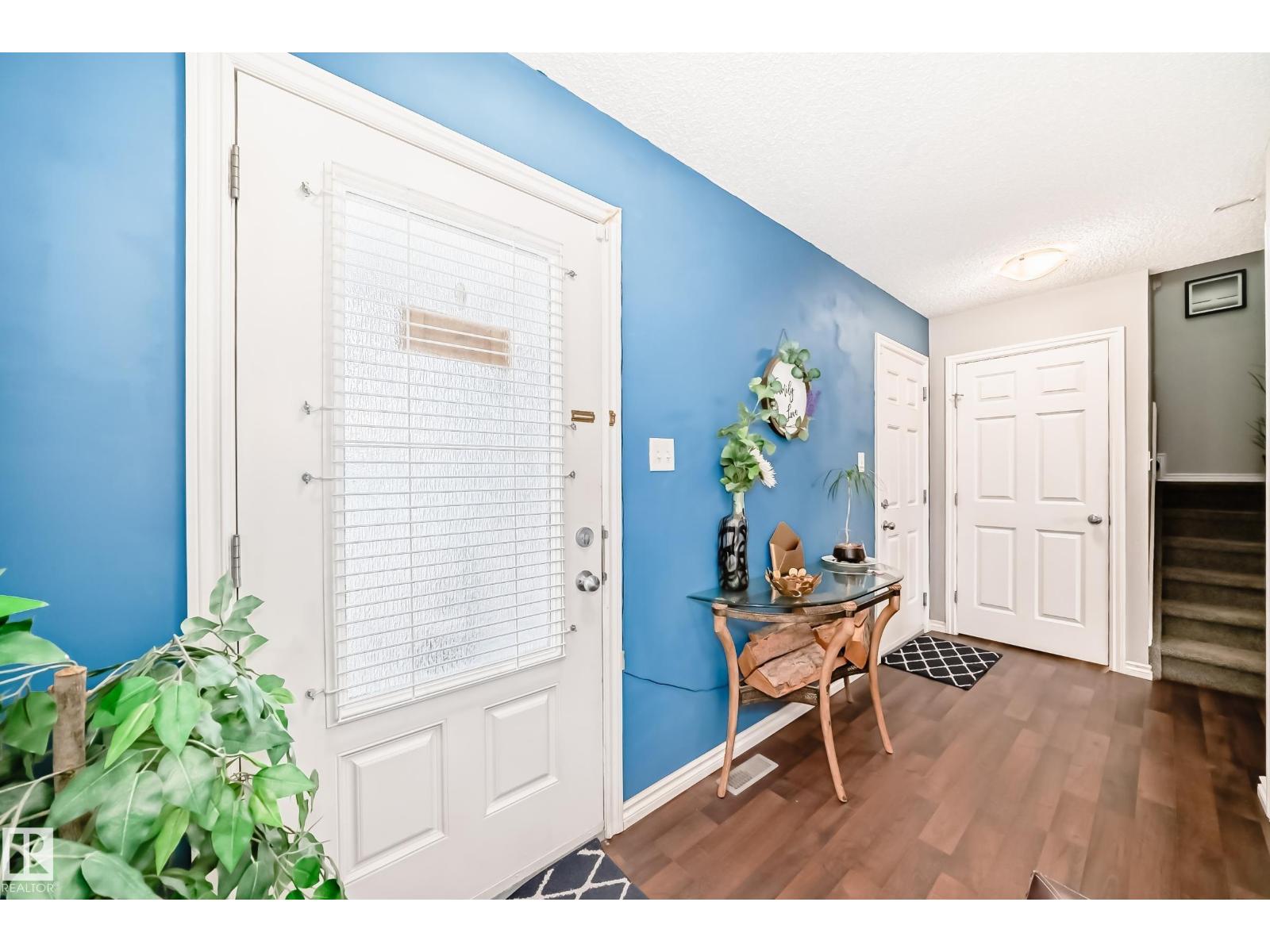 3734 9 ST NW - 4