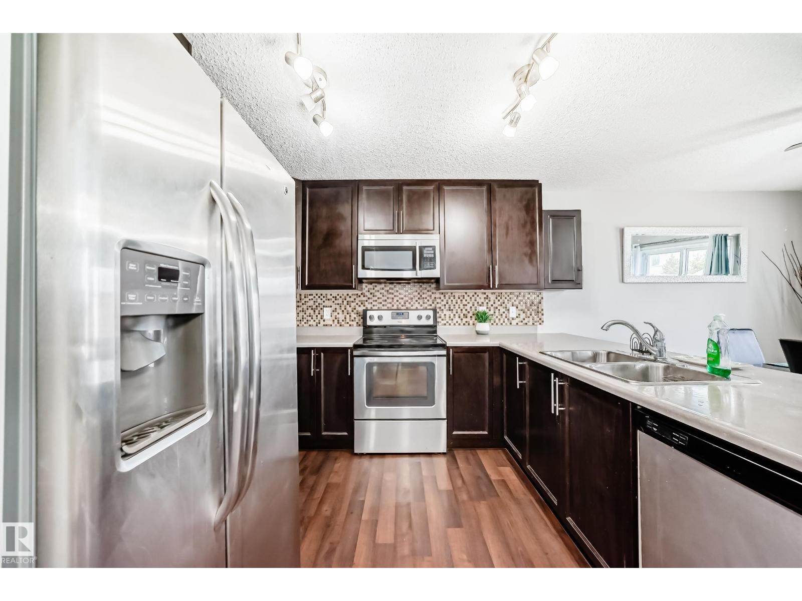 3734 9 ST NW - 8