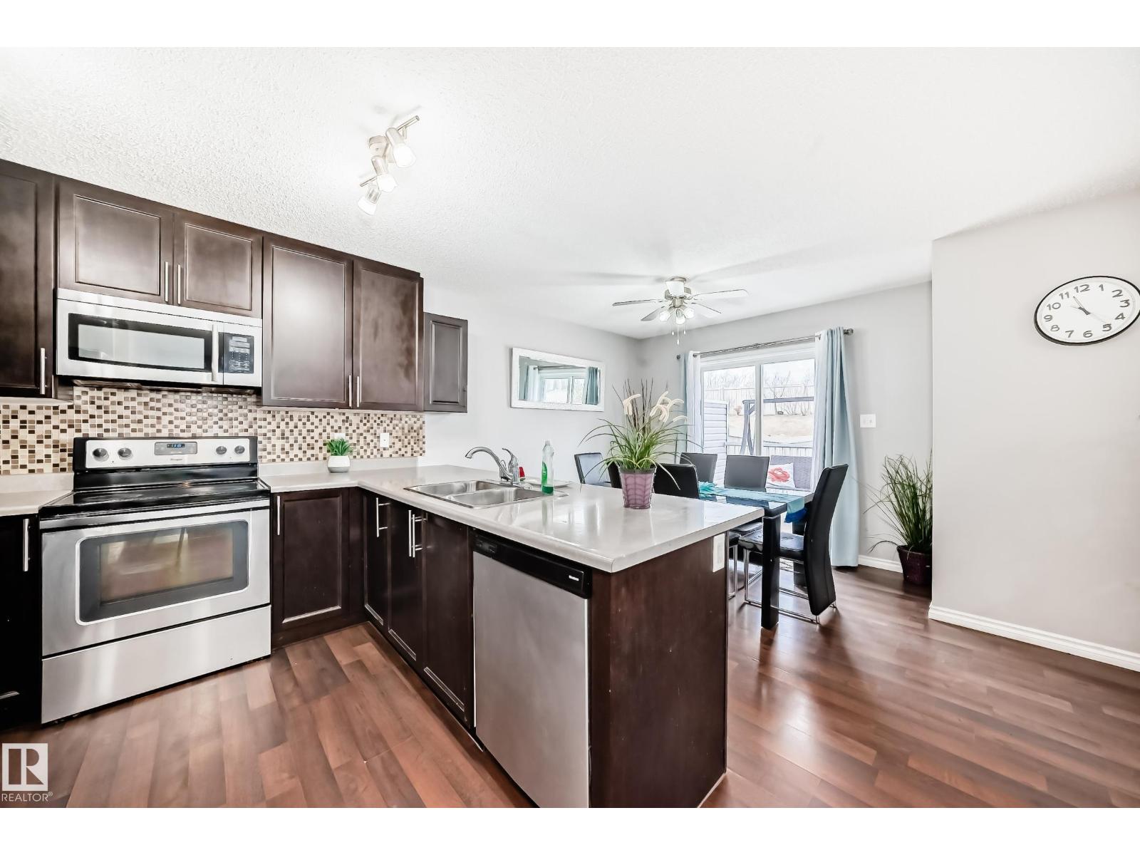 3734 9 ST NW - 9