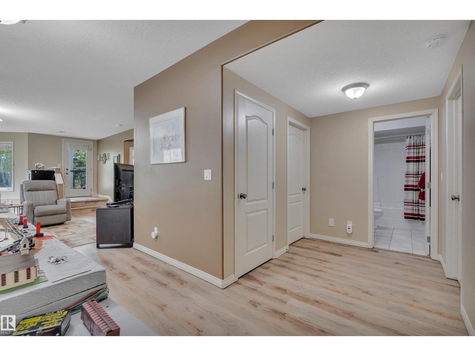 27 BRIARWOOD VG — photo 42