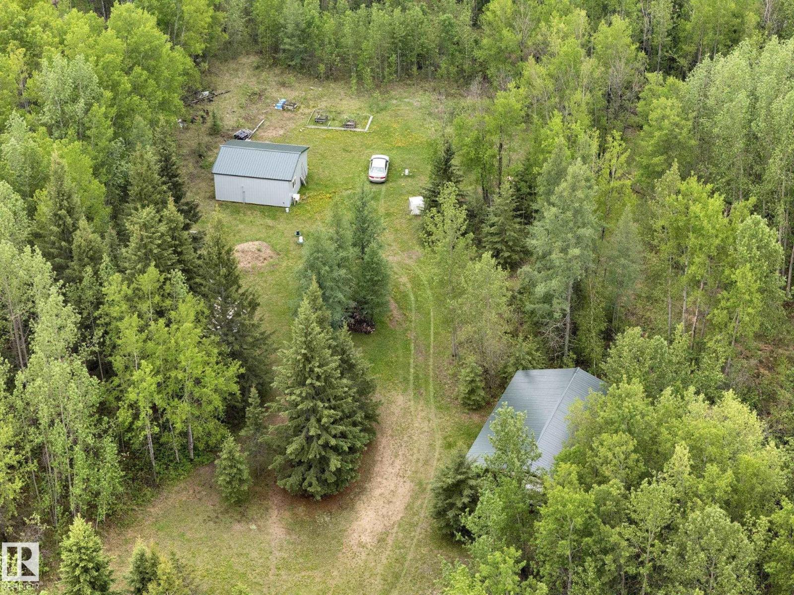 24007 TWP ROAD 592 - 1