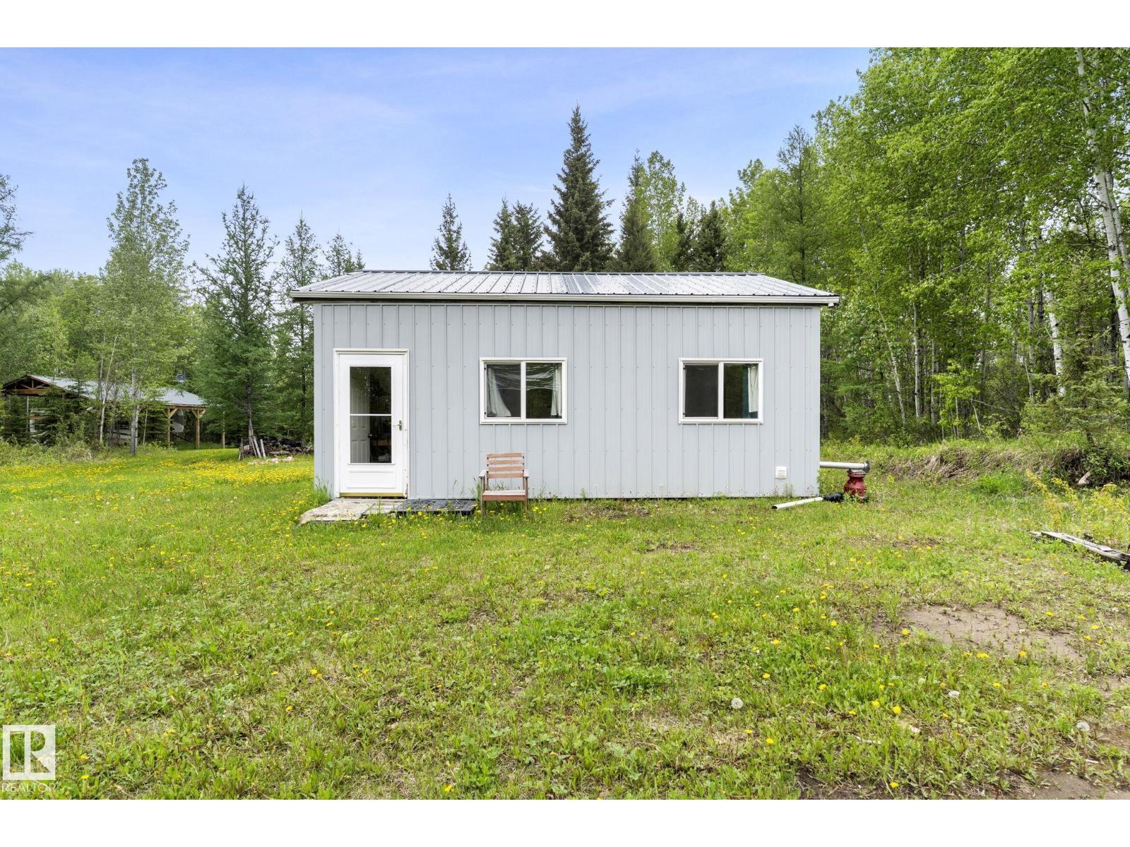 24007 TWP ROAD 592 - 2