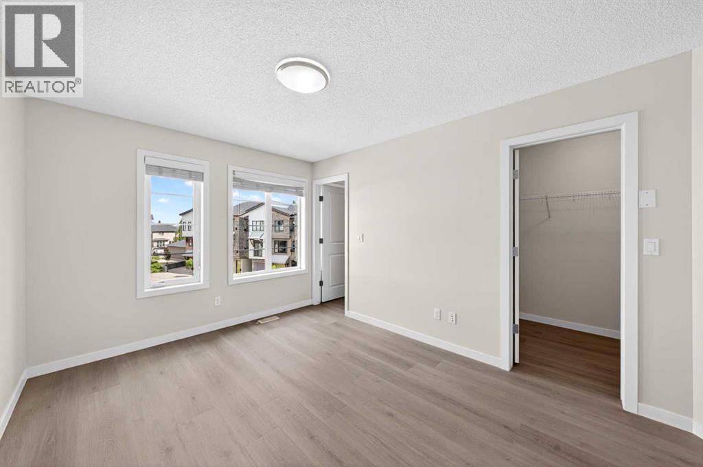 4 Walden Walk SE — photo 24