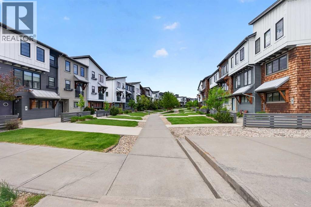 Huge park like green space between townhouses
