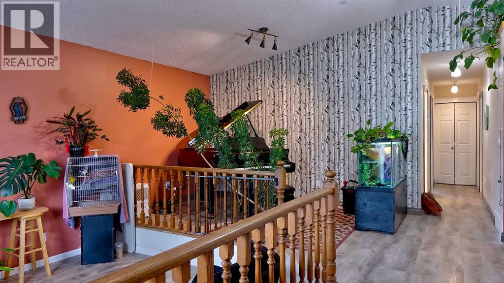 94 Elk Hill SE - photo 4