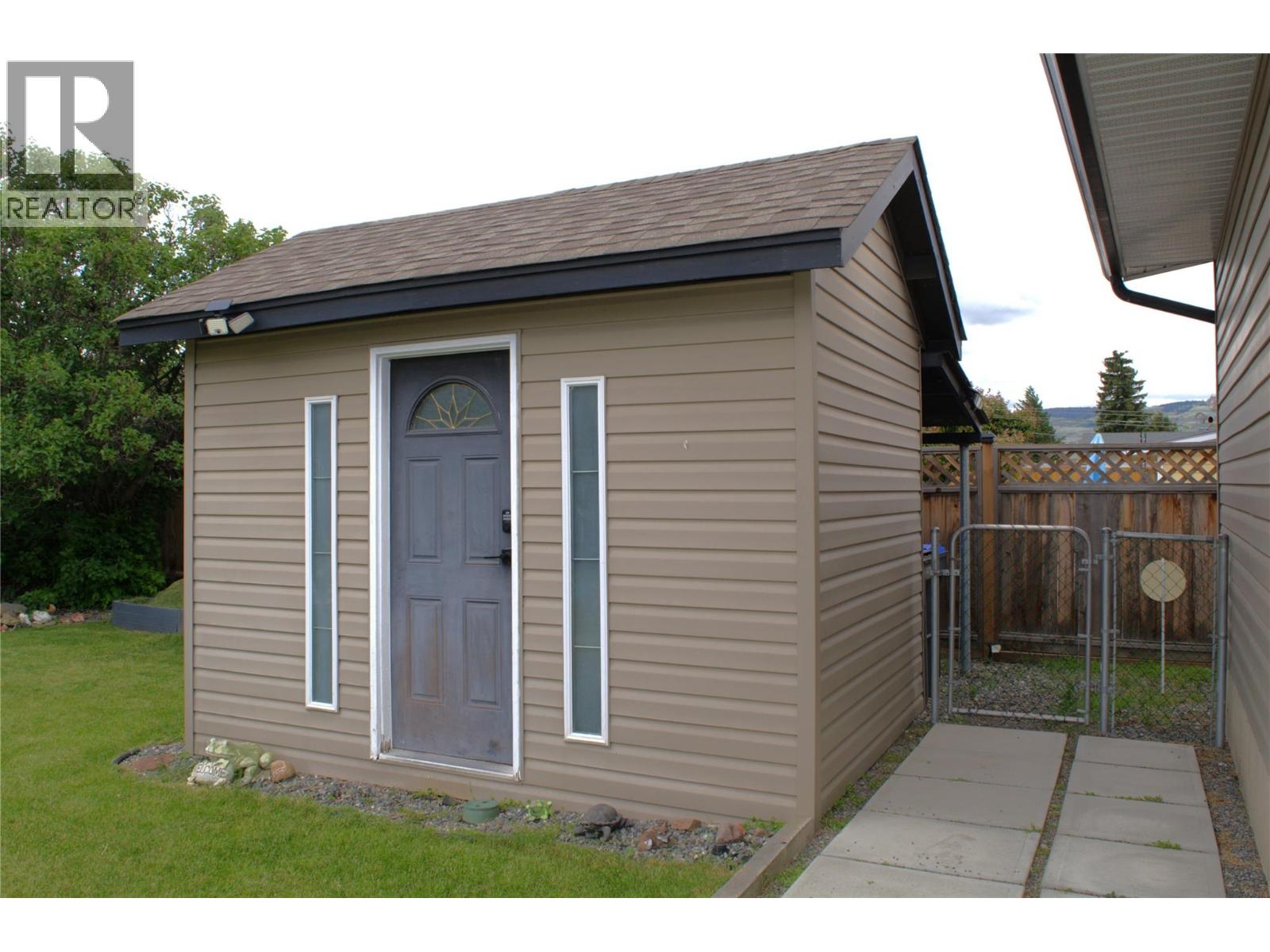 2225 Merritt Avenue - 13