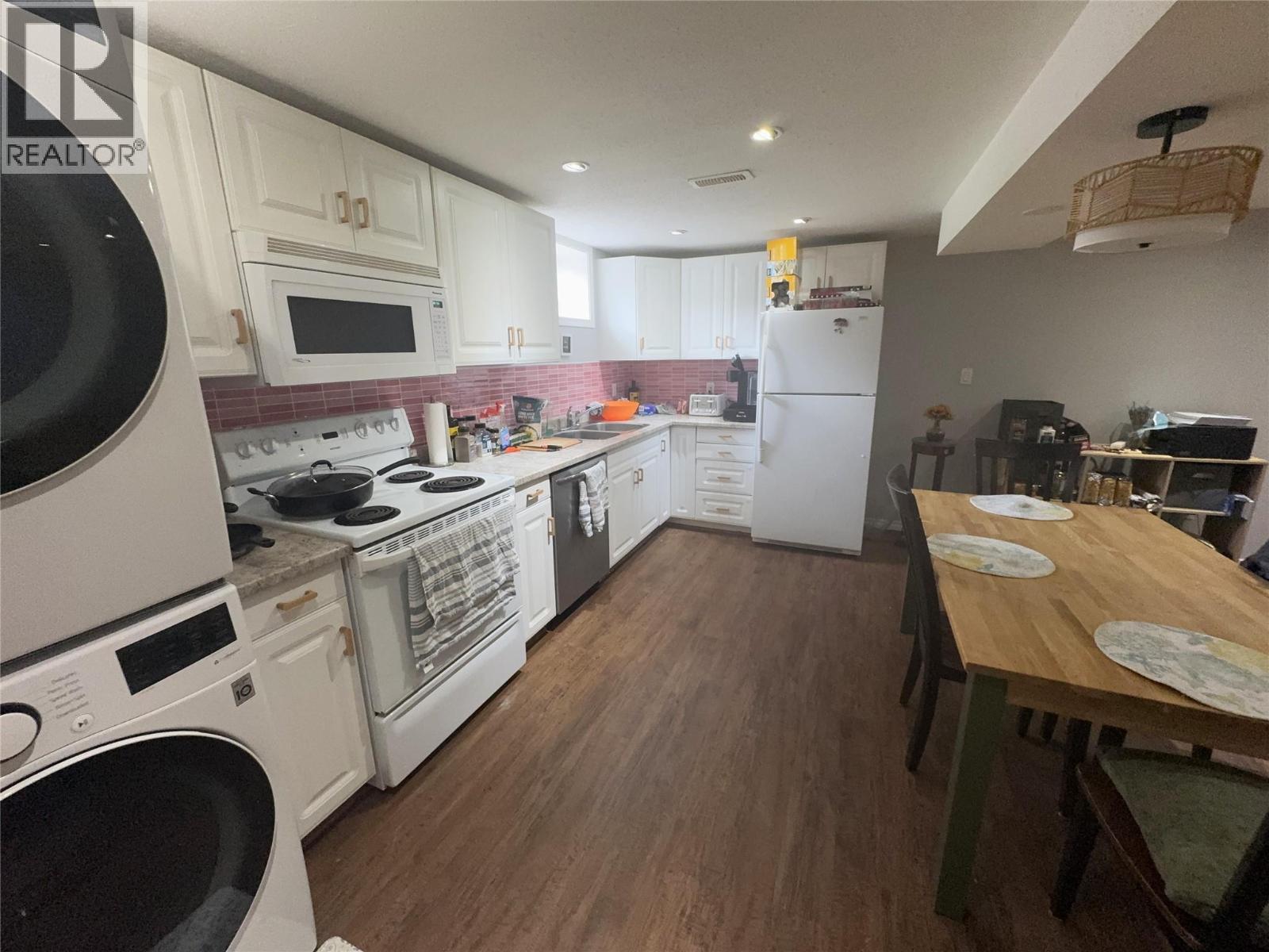 2225 Merritt Avenue - 7