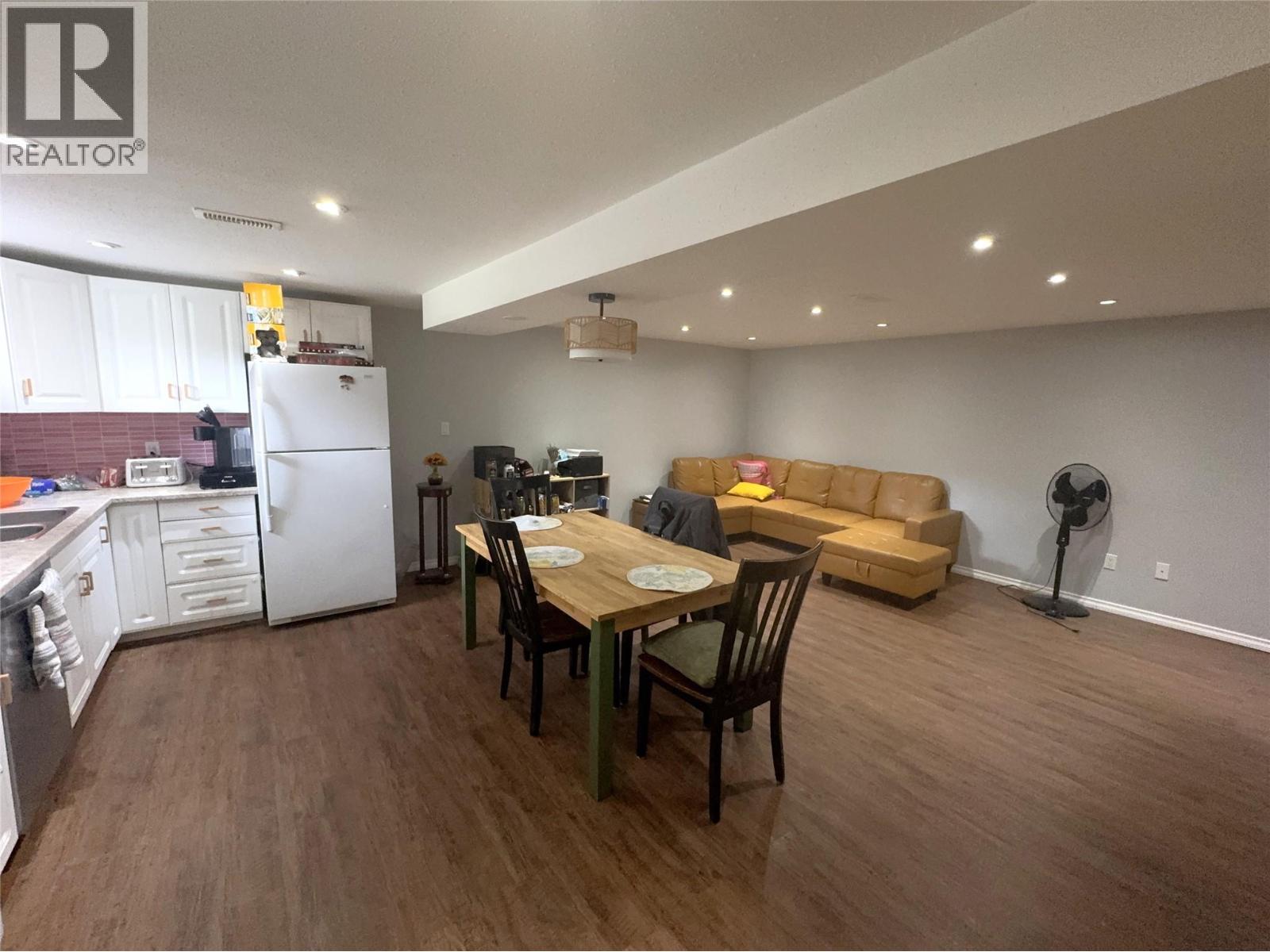 2225 Merritt Avenue - 8