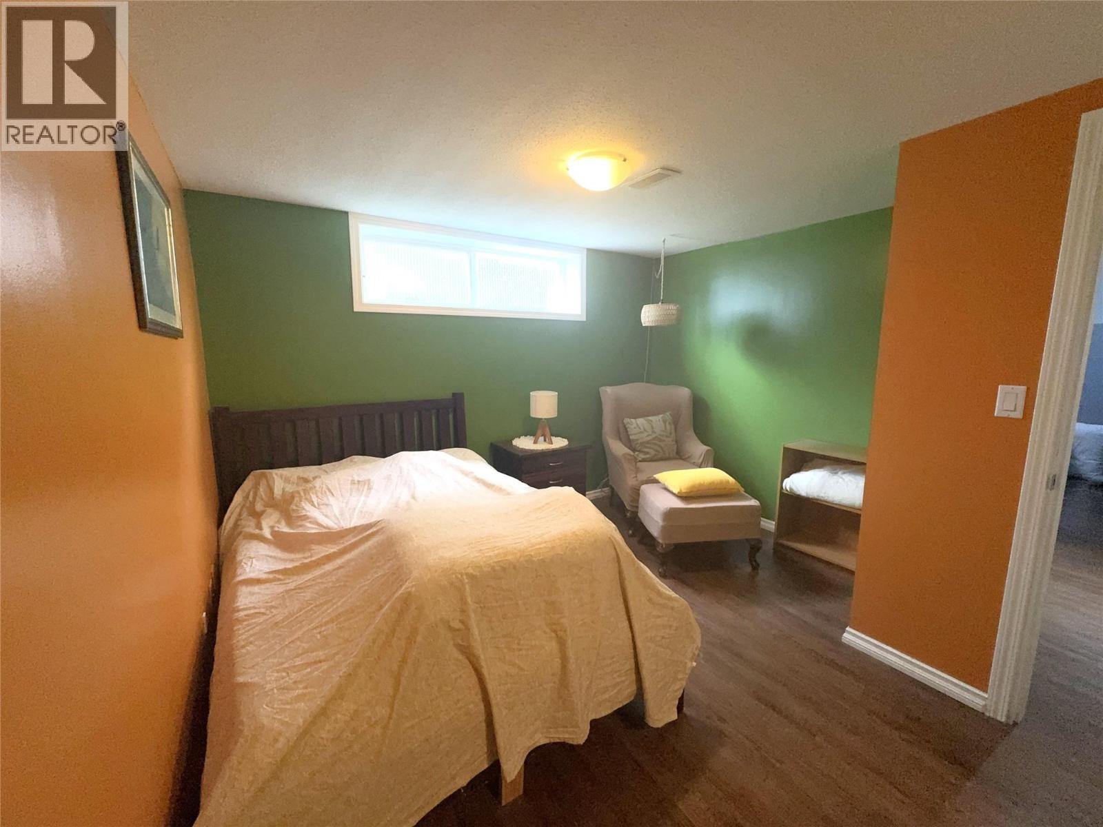2225 Merritt Avenue - 10