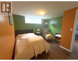 Primary Bedroom - 2225 Merritt Avenue, Merritt, BC V1K1B8 Photo 10