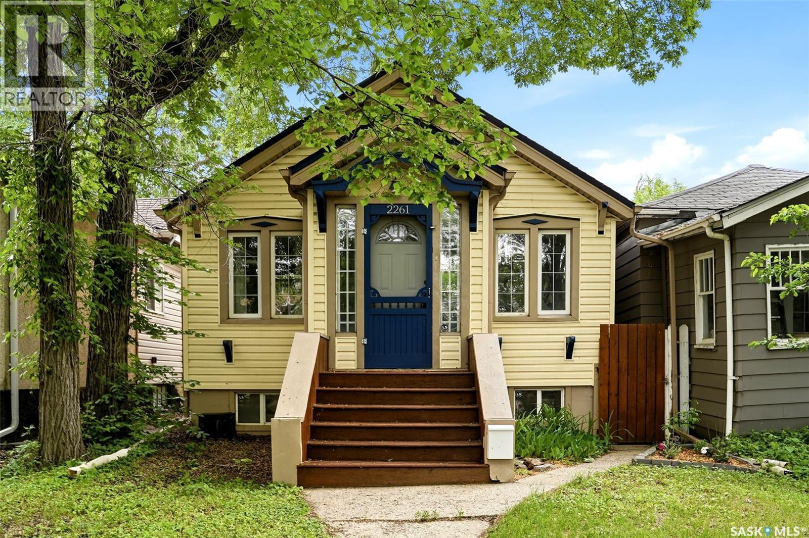 2261 Winnipeg STREET — photo 34