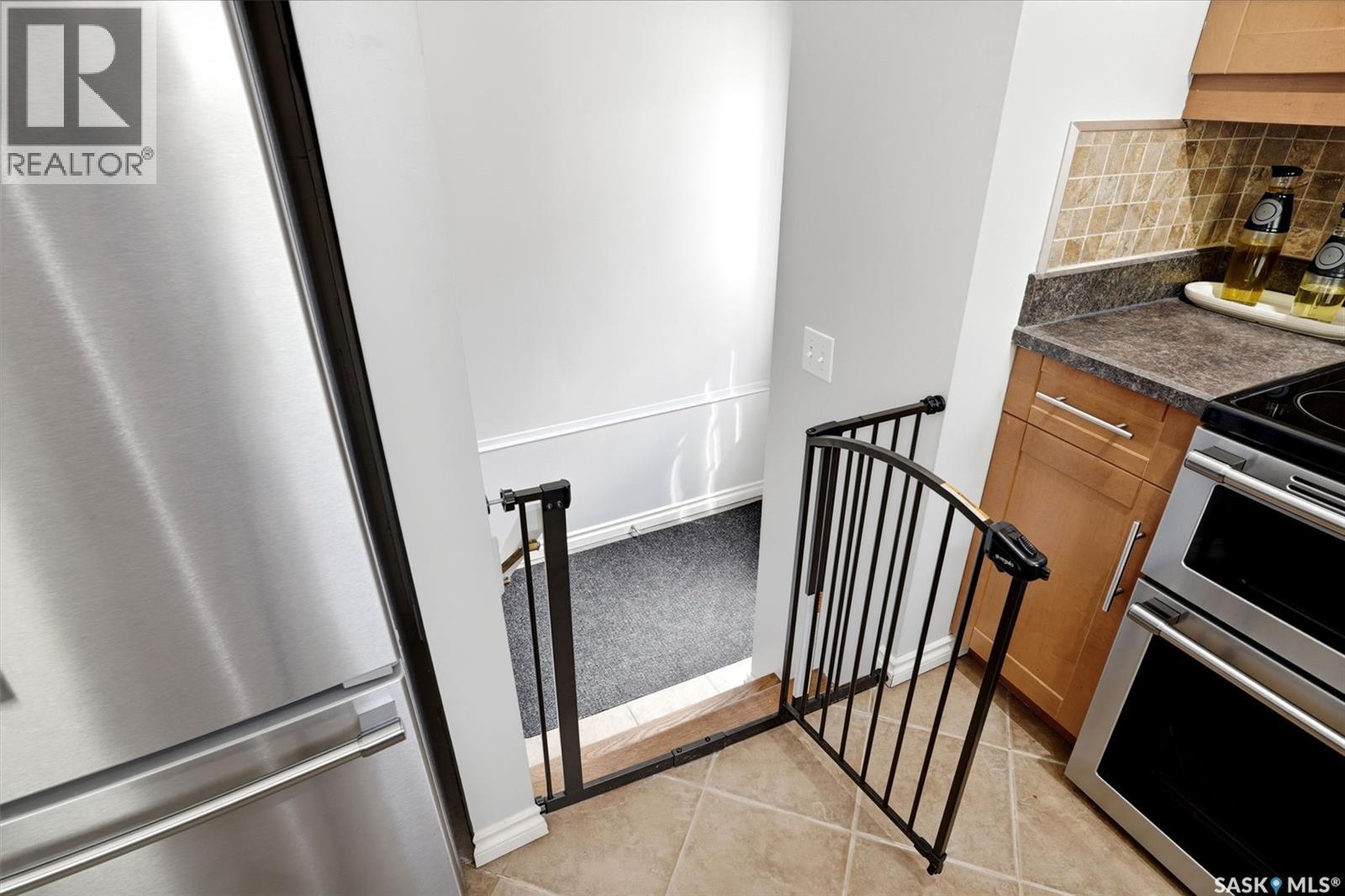 83 Tremaine AVENUE — photo 21