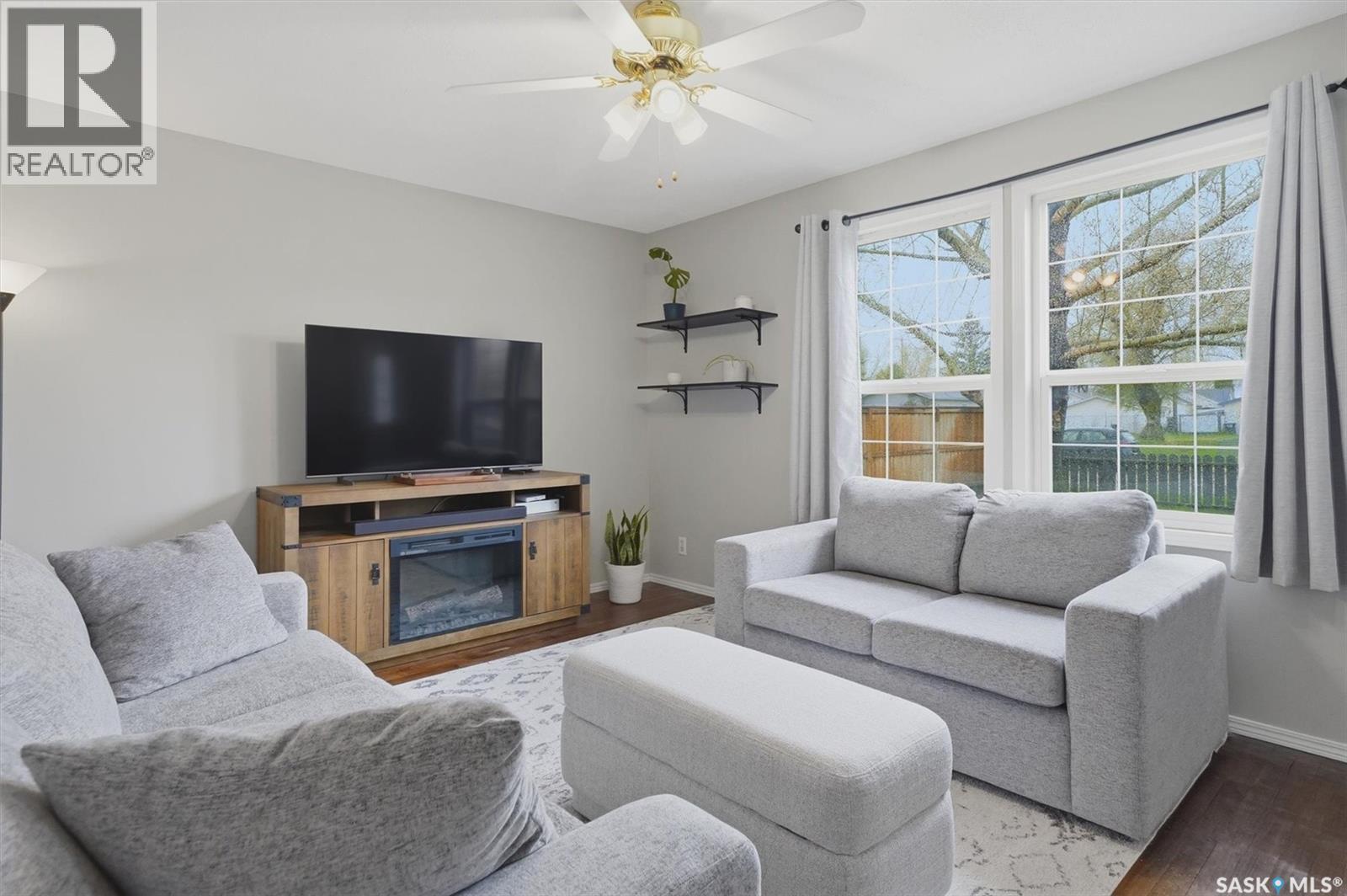 1002 O AVENUE S - photo 4