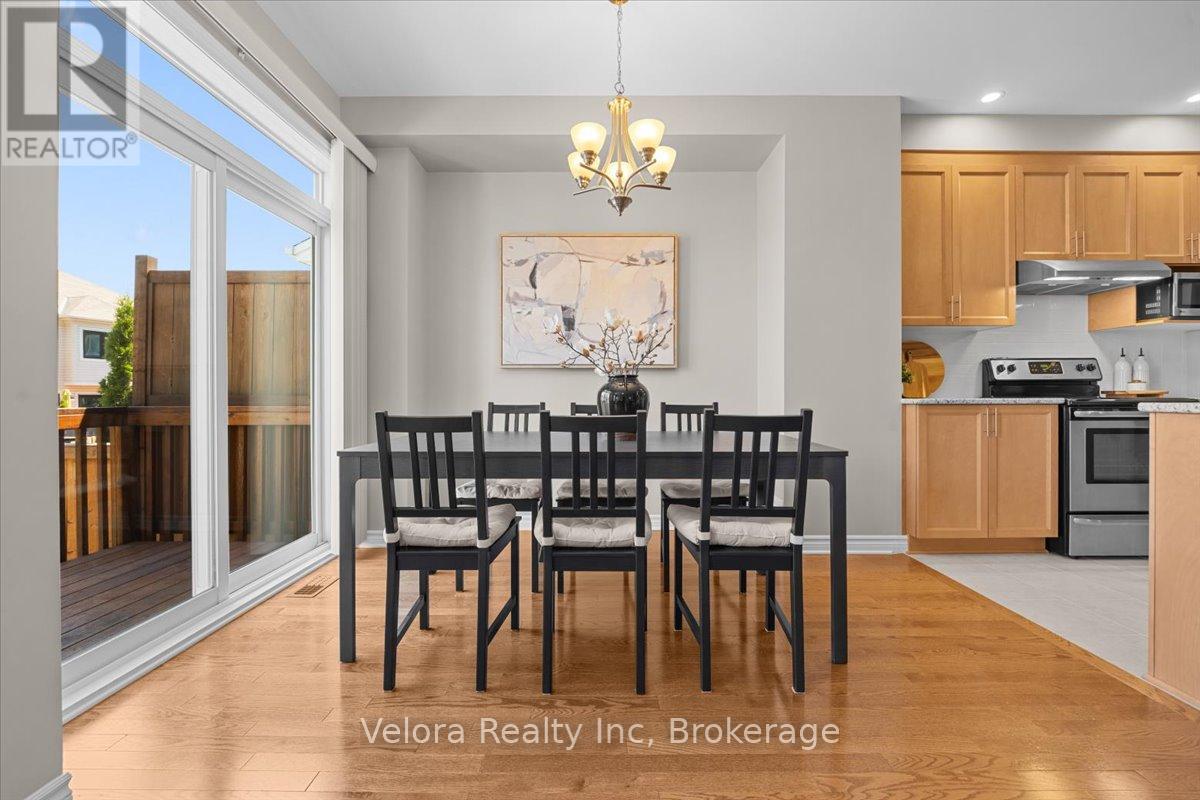 3 Bed, 3 Bath House for Sale in Ottawa – 366 WARMSTONE DRIVE, Ottawa – MLS# X13428706 - Image 14
