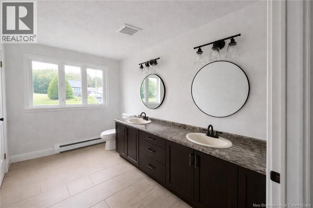 74 Ashley Crescent - 4