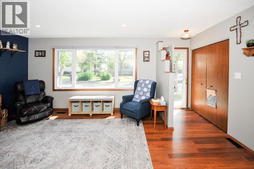 4414 67 Street - photo 5