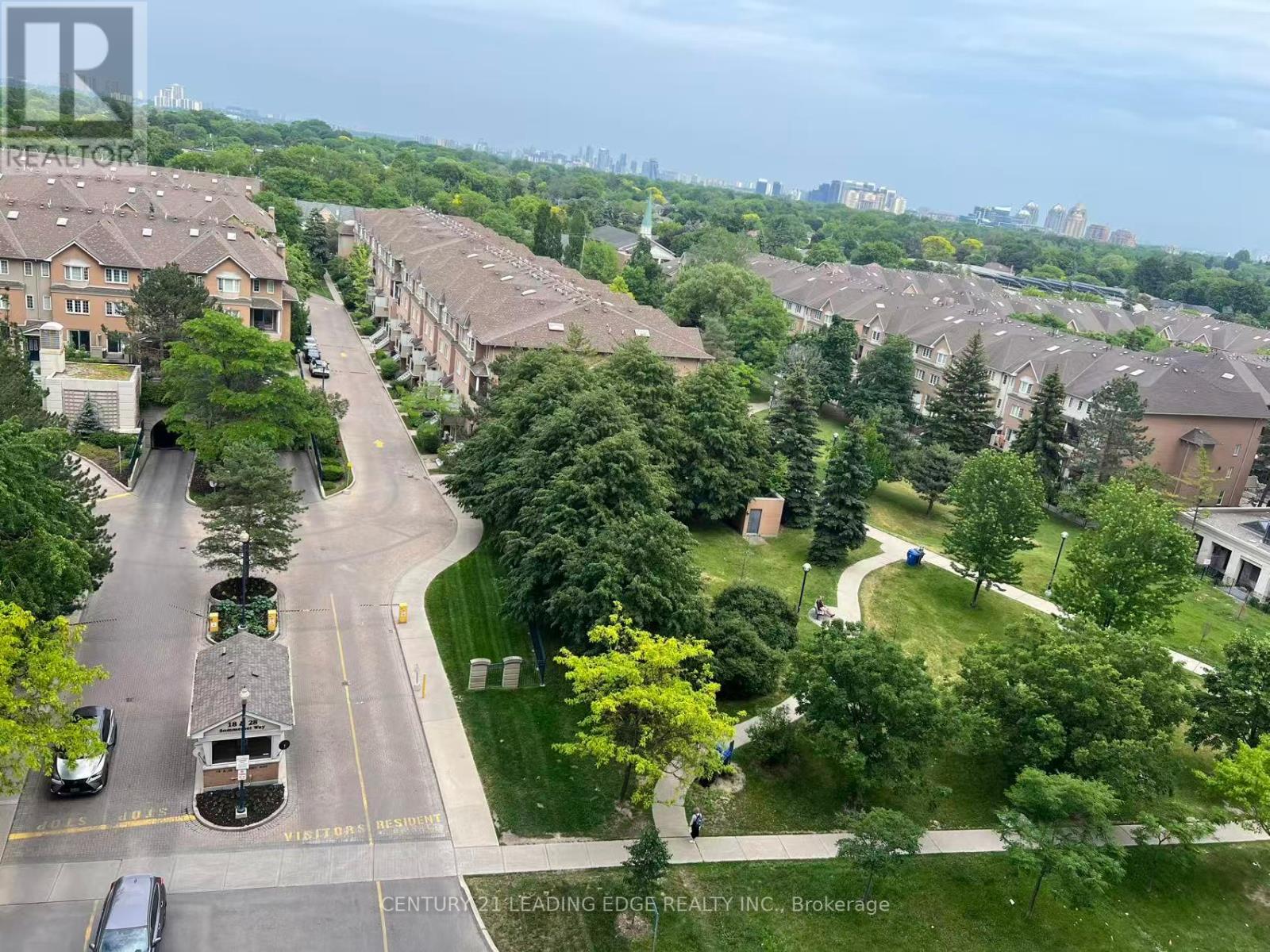 #913 10 NORTHTOWN WAY - 19