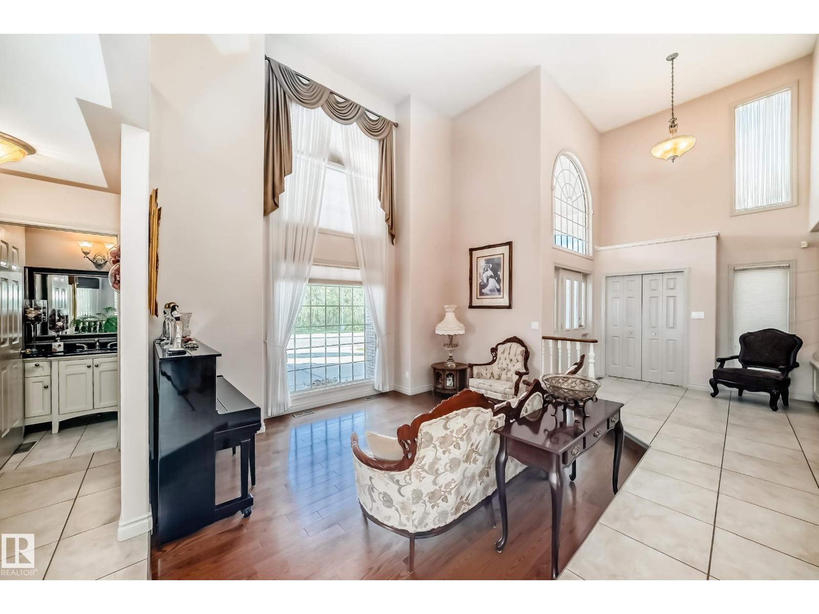 17416 53 AV NW - 17
