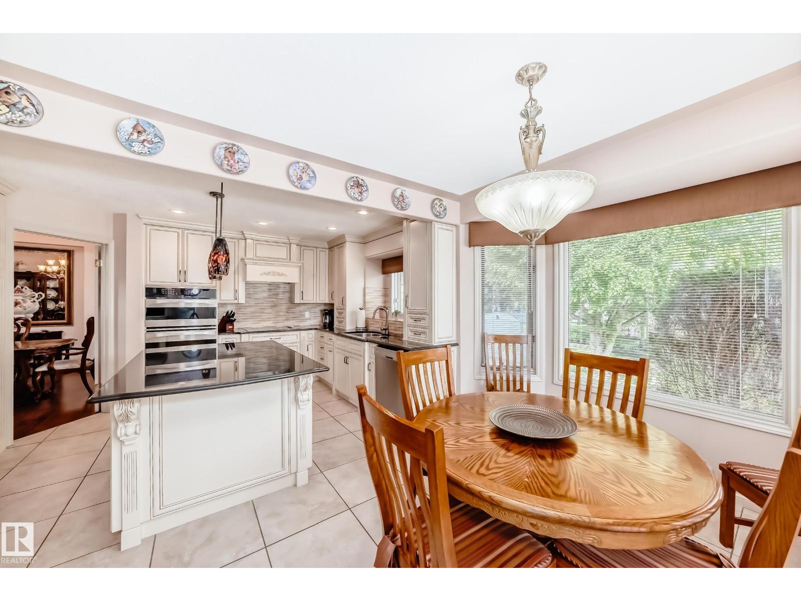 17416 53 AV NW - 11