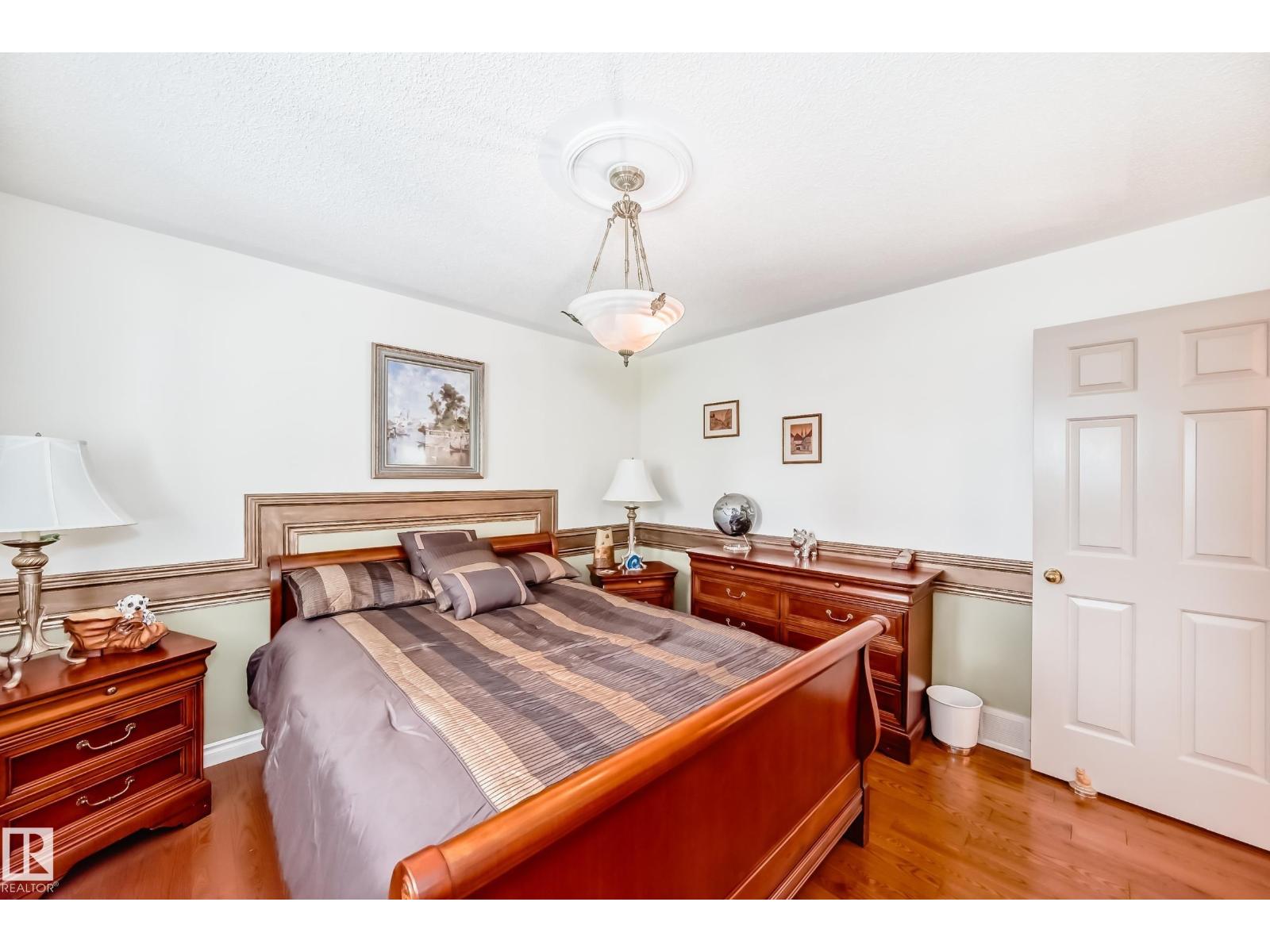 17416 53 AV NW - 42