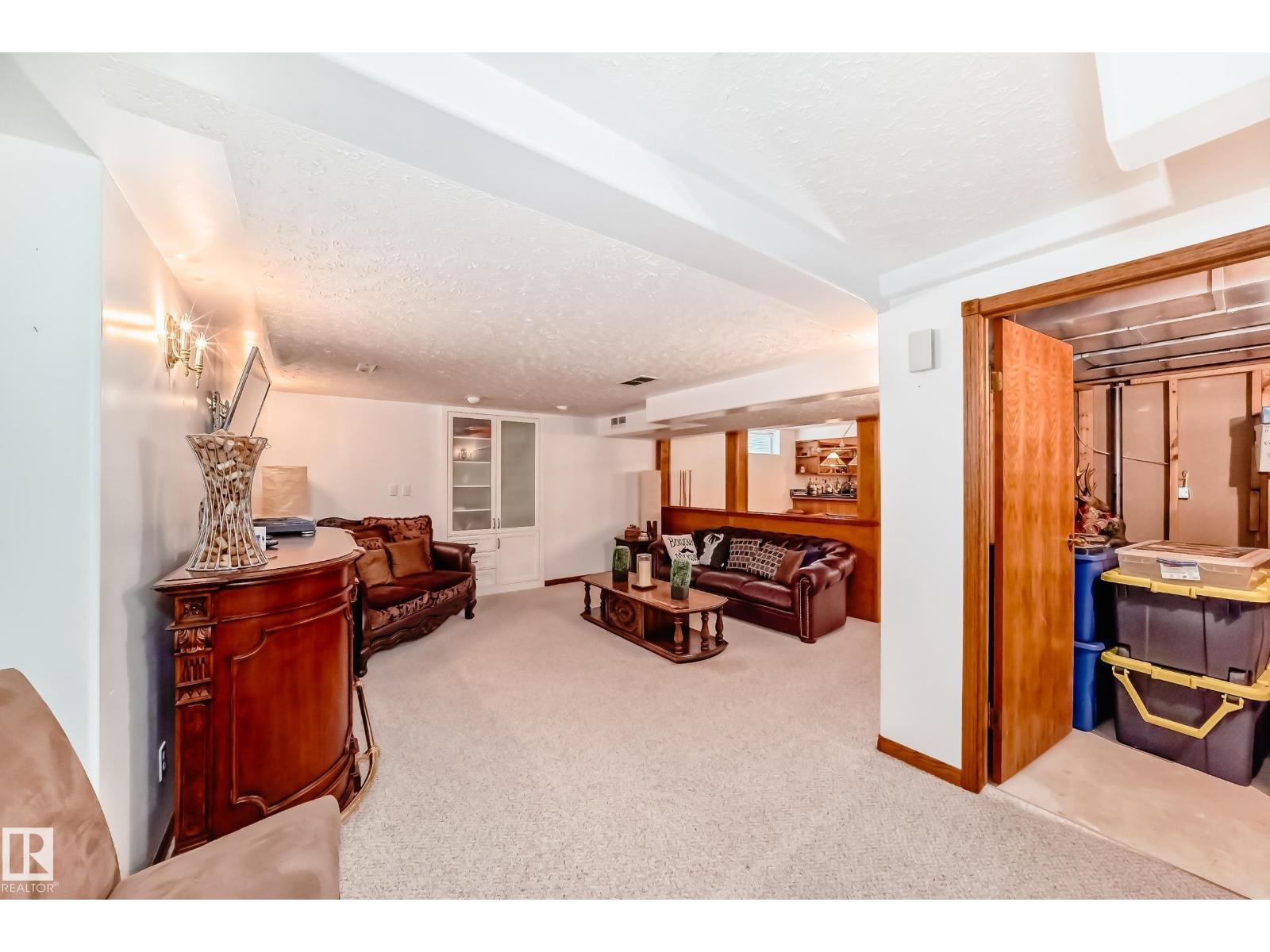 17416 53 AV NW - 50