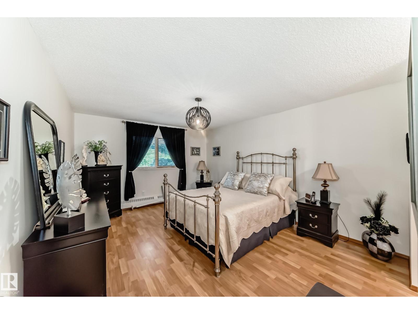 #403 11020 19 AV NW NW - 28